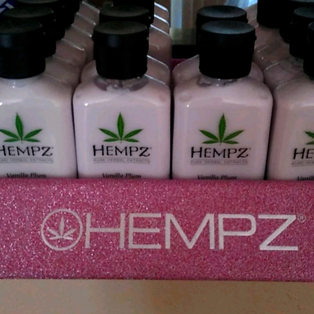 Travel size Hempz lotion